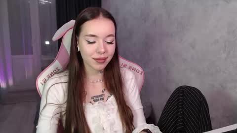 Dakota online show from October 2025 04:05:01 PM