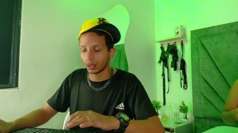 naughtyfusion_os online show from May 2026 12:59:01 PM