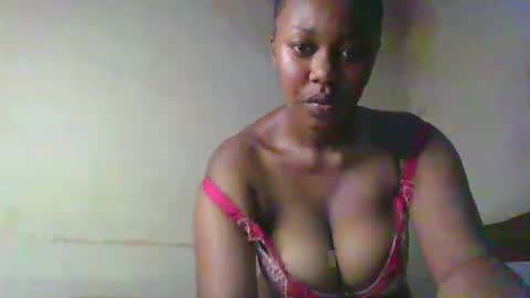 Shee online show from February 2026 06:04:01 PM