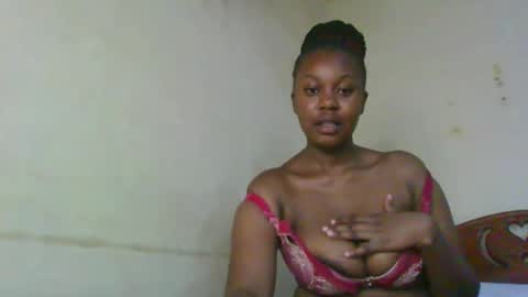 Shee online show from February 2026 01:18:01 PM