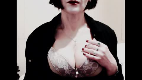 Jenny online show from April 2026 03:09:01 AM