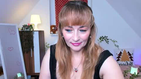 Milana - on air every day except Wednesday from 9 pm to 4 am European time online show from December 2025 07:41:02 PM