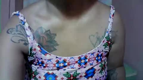 naughtymom_33 online show from October 2025 08:33:02 PM