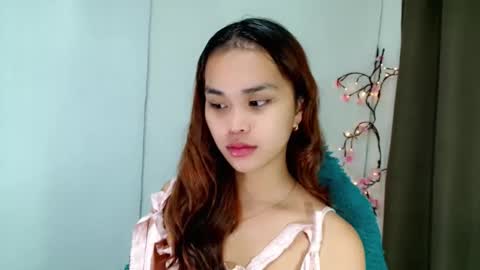 Snapshot of naughtymuse_ chatting on February 2026 08:44:02 AM ELISE online show from February 2026 08:44:02 AM