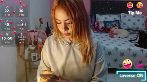 naughtyplayass online show from December 2024 06:49:01 PM