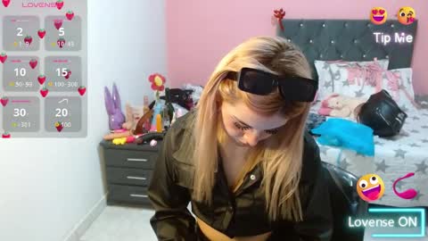 naughtyplayass online show from January 2025 06:55:02 PM