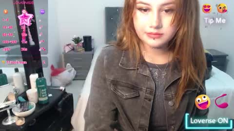 naughtyplayass online show from October 2025 04:42:01 PM