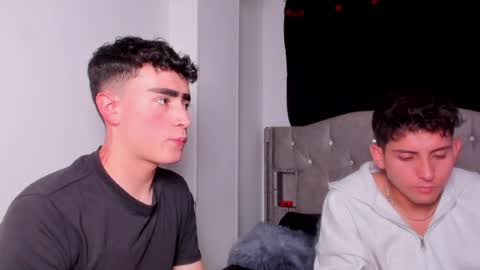 Snapshot of naughtysalomon chatting on April 2026 12:10:01 AM Salomon and Andy online show from April 2026 12:10:01 AM