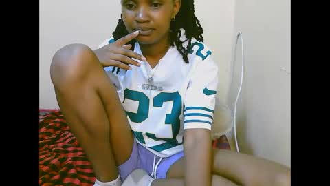 naughtyqueen online show from November 2025 07:34:02 PM