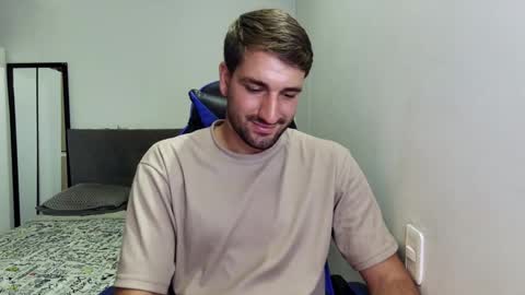 Nico online show from March 2026 07:39:01 PM