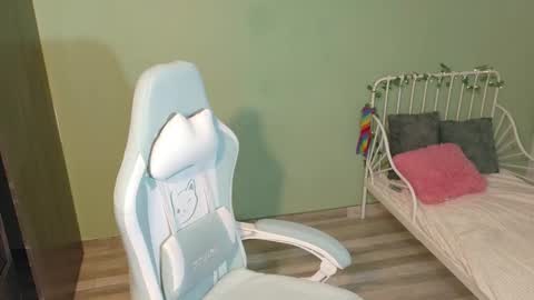 Snapshot of naugthy_muse chatting on February 2026 06:40:02 AM sabrina online show from February 2026 06:40:02 AM