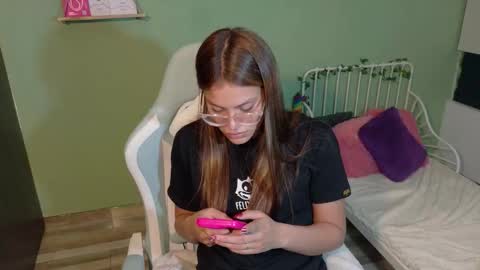 Snapshot of naugthy_muse chatting on February 2026 05:23:01 AM sabrina online show from February 2026 05:23:01 AM