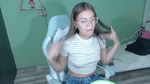 Snapshot of naugthy_muse chatting on February 2026 05:11:01 AM sabrina online show from February 2026 05:11:01 AM