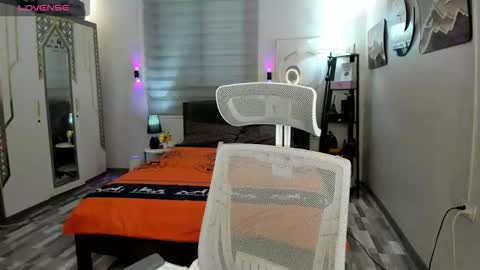 JAY online show from October 2025 05:05:01 AM