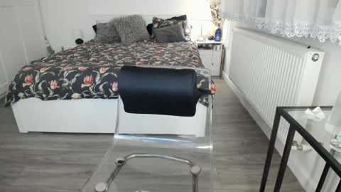 KimBeee online show from February 2025 10:07:02 AM