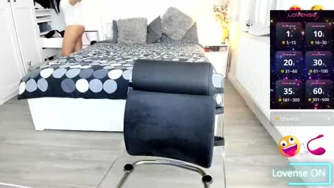 KimBeee online show from February 2025 06:59:02 AM