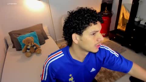 Snapshot of naxttan chatting on September 2025 04:01:02 AM Natan online show from September 2025 04:01:02 AM