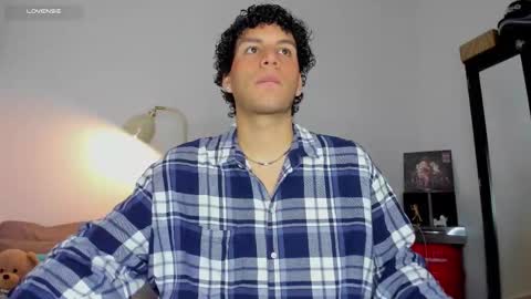 Snapshot of naxttan chatting on October 2025 04:02:01 AM Natan online show from October 2025 04:02:01 AM