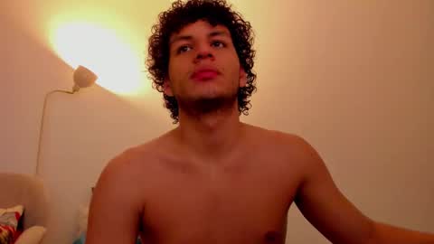 Natan online show from November 2025 05:02:02 AM