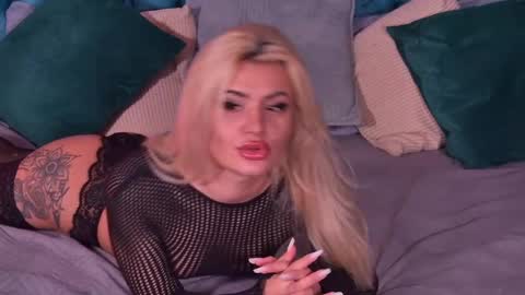 NayaBliss online show from April 2026 04:26:01 PM