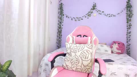 Nayah Williams  - OnlyFans  online show from September 2025 02:28:02 PM