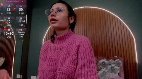 Naye  online show from November 2025 03:39:01 AM