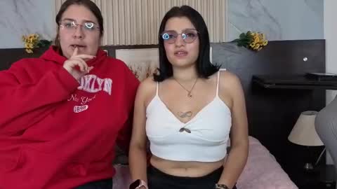 nazuky_as online show from February 2026 06:37:01 PM