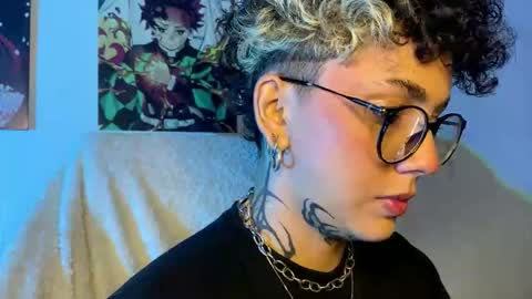 Snapshot of nazzz10 chatting on December 2025 03:49:02 AM nazzz10 online show from December 2025 03:49:02 AM