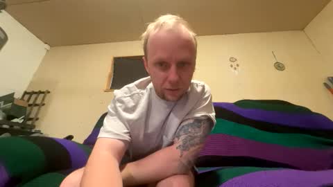 Snapshot of nboss55 chatting on April 2026 12:32:02 PM nboss55 online show from April 2026 12:32:02 PM