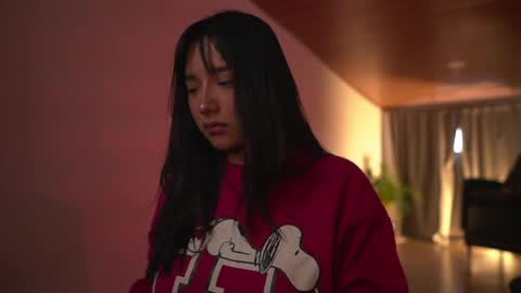 Nefertari online show from April 2026 01:08:02 PM