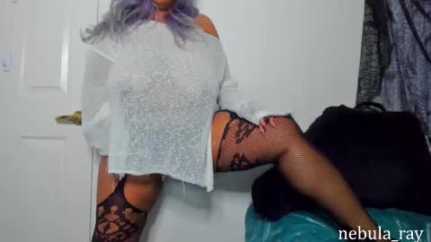 Snapshot of nebula_ray chatting on November 2025 02:28:02 PM Nebula Ray online show from November 2025 02:28:02 PM