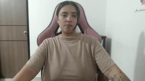 Snapshot of nebyula_star chatting on February 2026 12:04:01 AM Nebyula online show from February 2026 12:04:01 AM