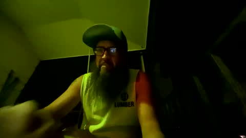 Snapshot of needu802318 chatting on June 2026 04:05:01 AM Easy E online show from June 2026 04:05:01 AM