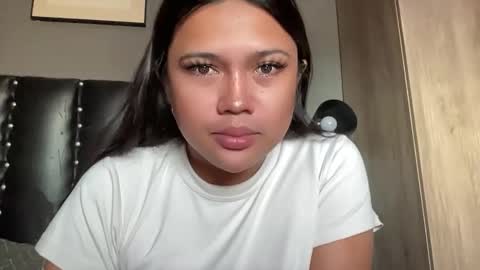 Snapshot of needyou_xxx chatting on February 2026 11:41:02 PM karla online show from February 2026 11:41:02 PM