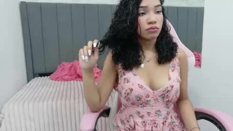 Neifer online show from November 2025 10:42:02 PM