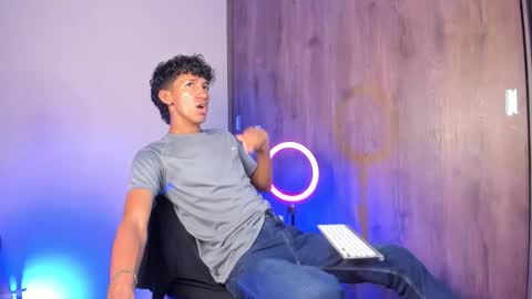 Snapshot of neitan_miller chatting on February 2026 07:07:01 AM neitan online show from February 2026 07:07:01 AM