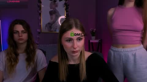 Snapshot of nekky_mouse chatting on January 2026 10:20:02 AM Meow online show from January 2026 10:20:02 AM
