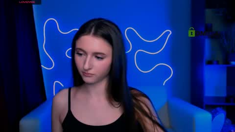 Snapshot of nekky_mouse chatting on April 2026 01:14:01 PM Meow online show from April 2026 01:14:01 PM