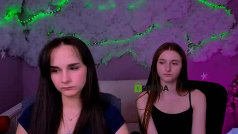 Snapshot of nekky_mouse chatting on May 2026 04:04:02 PM Meow online show from May 2026 04:04:02 PM