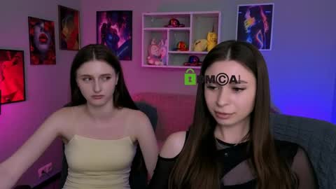 Snapshot of nekky_mouse chatting on May 2026 09:37:01 AM Meow online show from May 2026 09:37:01 AM