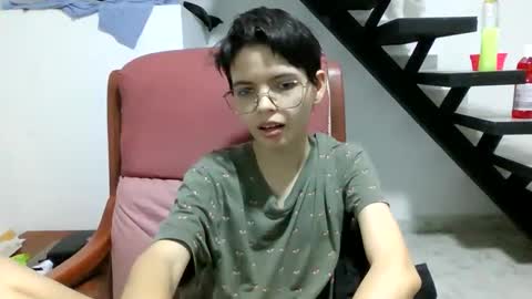 neko_cute online show from February 2026 09:32:01 PM
