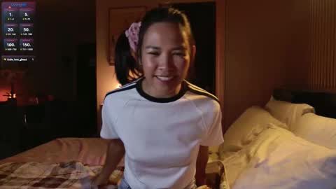 Snapshot of nekolicious143 chatting on February 2026 04:28:02 PM Neko online show from February 2026 04:28:02 PM