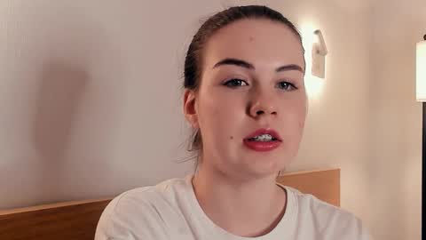 Snapshot of neldabestwick chatting on December 2025 08:51:01 PM Histori online show from December 2025 08:51:01 PM