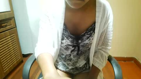 nelia_84 online show from July 2026 06:17:02 AM