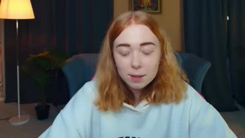 Nelli online show from December 2025 08:48:01 PM