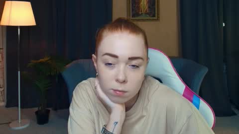 Nelli online show from December 2025 09:11:02 PM