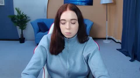 Nelli online show from May 2026 07:53:02 PM