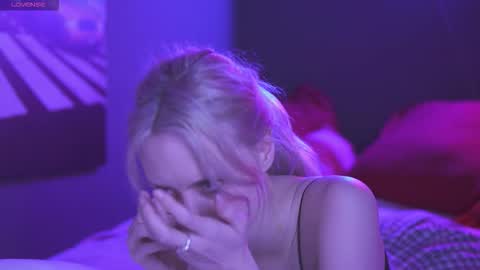 I am Nelly3 online show from October 2025 02:37:02 AM