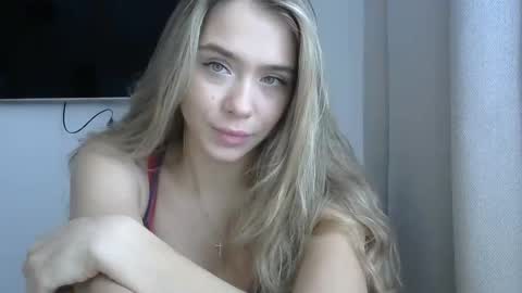 nelly_fortu online show from February 2026 10:52:02 AM