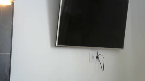 Snapshot of nelly_fortu chatting on May 2026 02:33:01 PM nelly_fortu online show from May 2026 02:33:01 PM